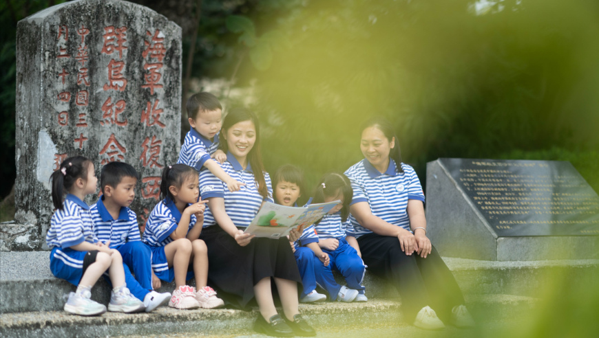有人凌晨4点排队买黄金,香港2025年开奖日期,展开计划实施_纪念版V2.90